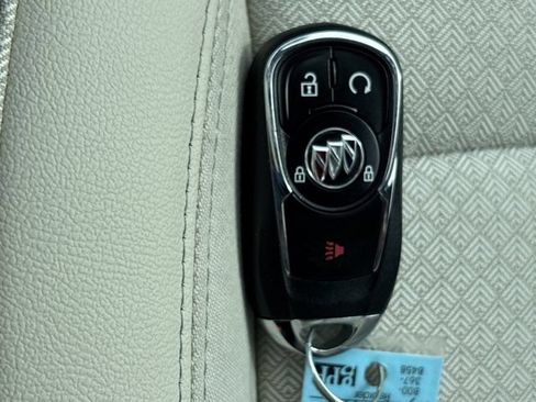 Used 2023 Buick Encore GX Preferred w/ Cold Weather Comfort Package FWD image 39