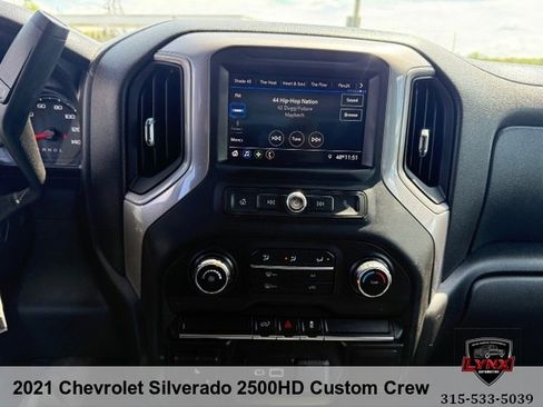 Used 2021 Chevrolet Silverado 2500 Custom w/ Custom Value Package AWD/4WD image 12