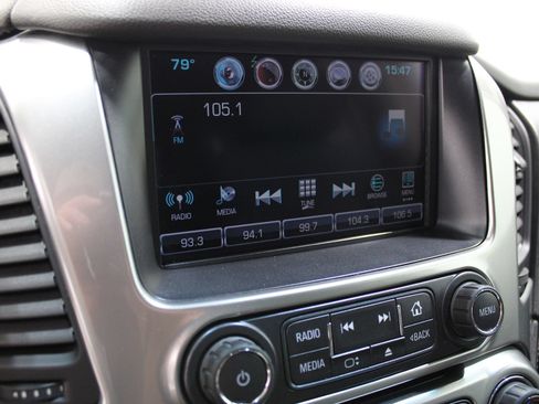 Used 2018 Chevrolet Tahoe Premier AWD/4WD image 38