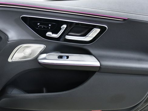 Used 2024 Mercedes-Benz EQE 350+ 4MATIC Sedan w/ Pinnacle Trim Package image 30