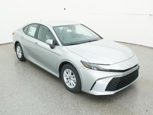 New 2026 Toyota Camry LE image 13