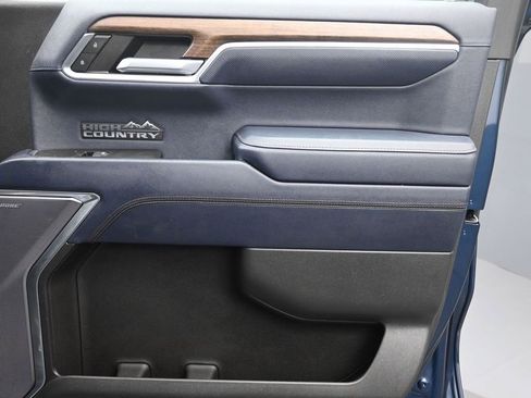 Used 2023 Chevrolet Silverado 1500 High Country w/ Technology Package image 27