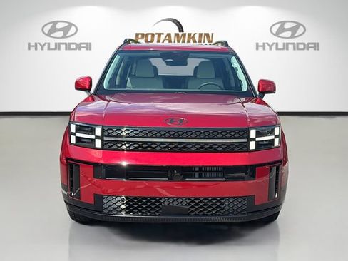 Used 2024 Hyundai Santa Fe Calligraphy FWD image 2