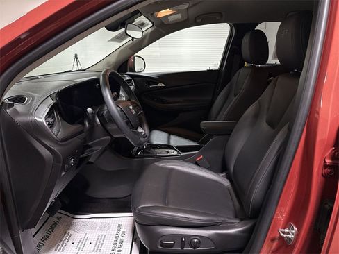 Used 2024 Buick Encore GX Sport Touring w/ Comfort Package image 19