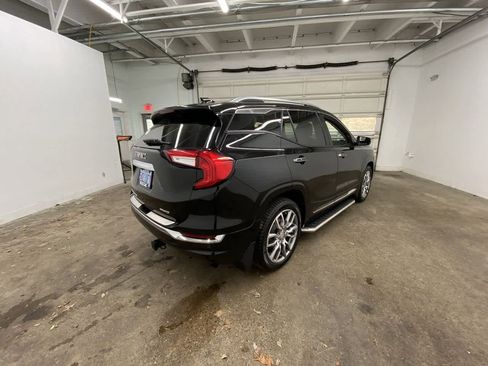 Used 2022 GMC Terrain Denali image 6