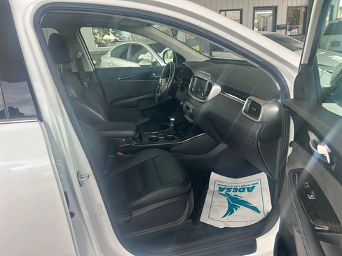 Used 2020 Kia Sorento EX AWD/4WD image 6