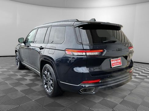Used 2023 Jeep Grand Cherokee L Summit AWD/4WD image 6