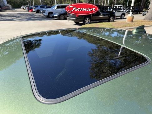 Used 2022 Dodge Charger SRT Hellcat w/ Harman/Kardon Audio Group image 9