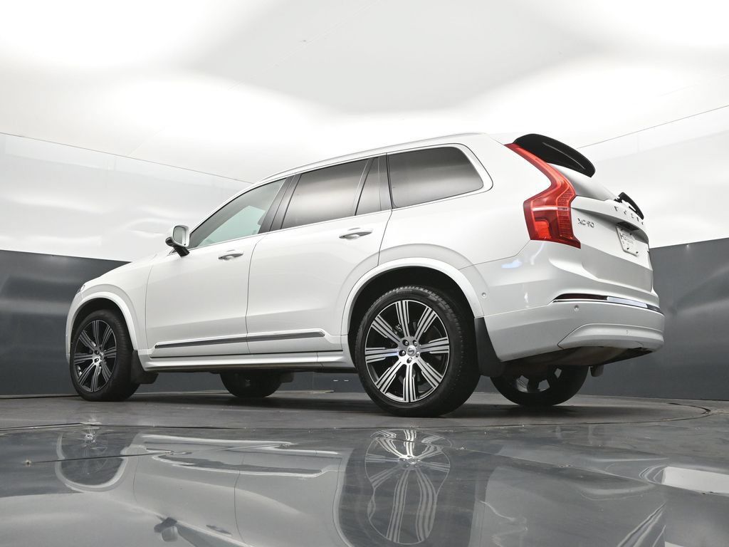 Used 2023 Volvo XC90 B6 Ultimate w/ Protection Package Premier AWD/4WD image 40