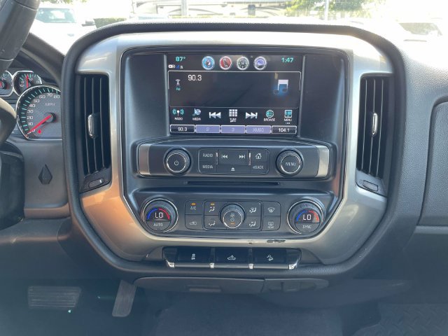 Used 2018 Chevrolet Silverado 1500 LT w/ All Star Edition AWD/4WD image 31