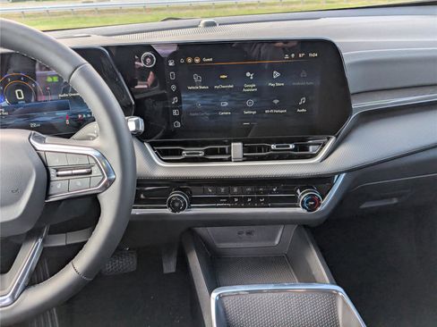 New 2026 Chevrolet Equinox LT w/ Midnight Edition image 13