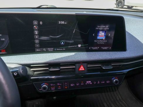 Used 2022 Kia EV6 Wind w/ Wind Technology Package AWD/4WD image 16