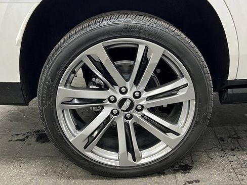 Certified 2025 Cadillac Escalade Sport Platinum image 12