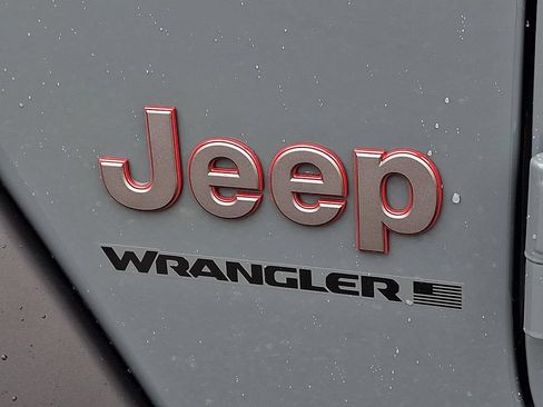 Used 2026 Jeep Wrangler Rubicon w/ Safety Group AWD/4WD image 30
