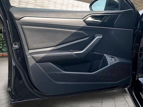 Used 2024 Volkswagen Jetta S image 17