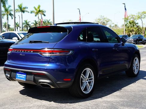 Used 2024 Porsche Macan AWD/4WD image 11