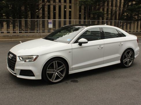 Used 2018 Audi A3 2.0T Premium Plus w/ Premium Plus Package AWD/4WD image 12