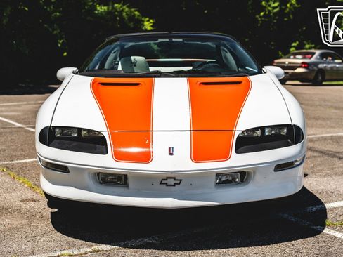Used 1997 Chevrolet Camaro Z28 w/ Preferred Equipment Group 2 RWD image 25