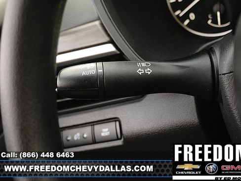 Used 2025 Nissan Altima 2.5 SV FWD image 23