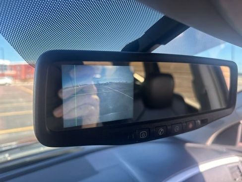 Used 2009 Chevrolet Traverse LT image 18