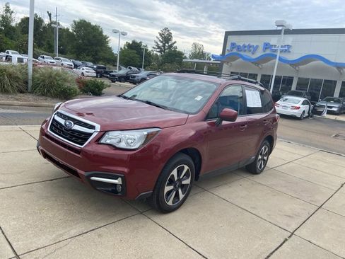 Used 2018 Subaru Forester 2.5i Premium AWD/4WD image 4