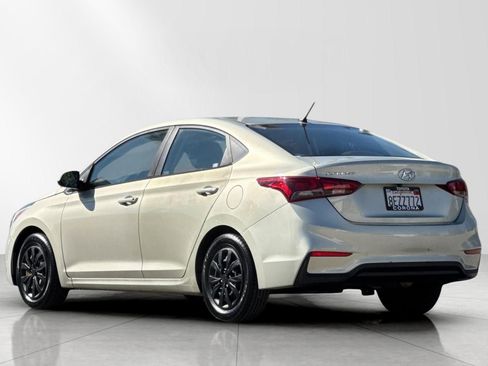 Used 2018 Hyundai Accent SE image 5