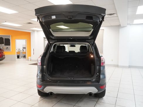 Used 2018 Ford Escape Titanium w/ Ford Safe & Smart Package AWD/4WD image 10