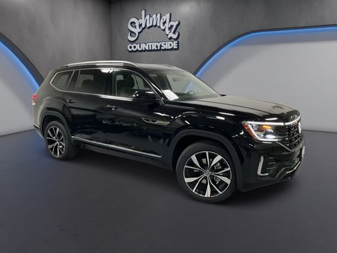 New 2026 Volkswagen Atlas SEL Premium R-Line AWD/4WD image 2