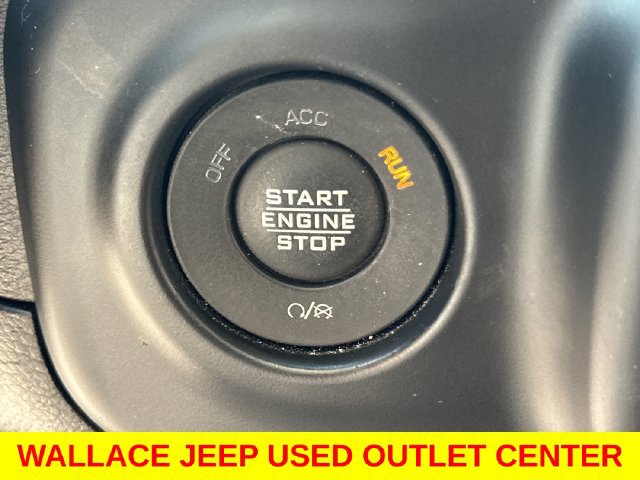 Used 2021 Jeep Gladiator Overland AWD/4WD image 19