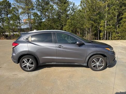 Used 2022 Honda HR-V EX image 6