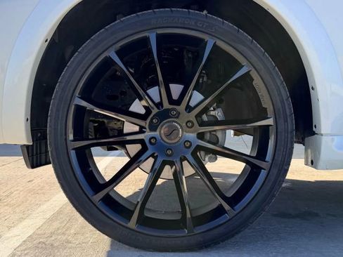 Used 2019 Nissan Armada Platinum w/ Captain's Chairs Package image 60