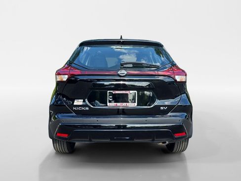 Certified 2024 Nissan Kicks SV image 5