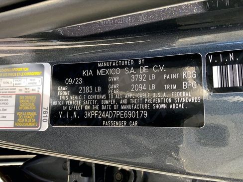 Used 2023 Kia Forte LXS w/ LXS Technology Package FWD image 33