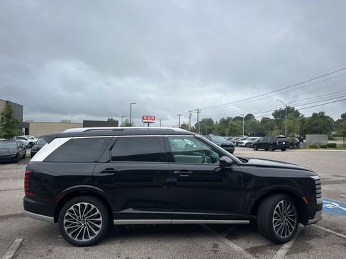 New 2026 Hyundai Palisade Calligraphy FWD image 9