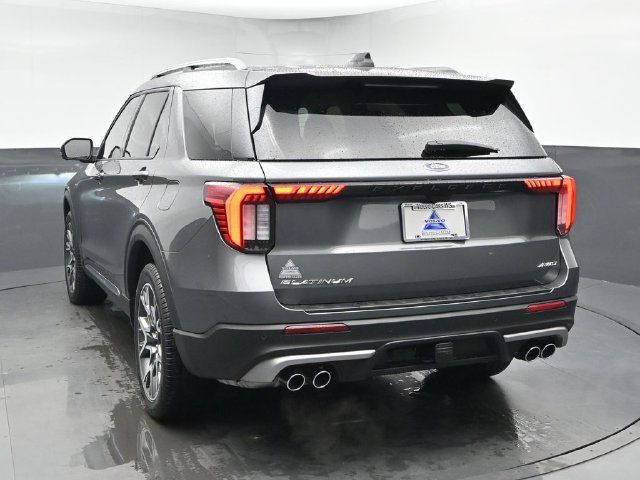 Used 2025 Ford Explorer Platinum w/ Ultimate Package AWD/4WD image 7