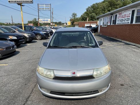 Used 2004 Saturn ION Level 3 FWD image 2