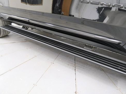 Used 2022 GMC Yukon Denali image 38