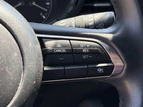 Used 2024 MAZDA MAZDA3 s FWD image 10