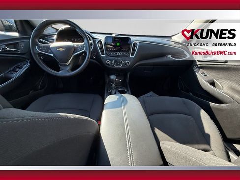 Used 2024 Chevrolet Malibu LT FWD image 24