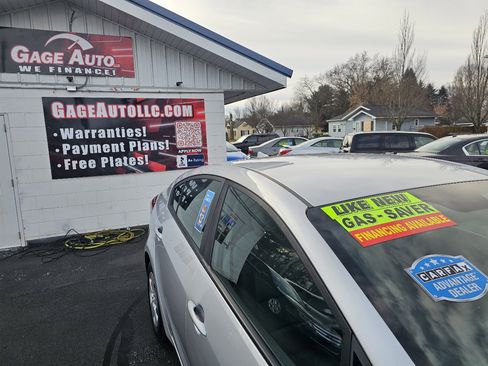 Used 2018 Kia Forte LX w/ LX Popular Package image 12