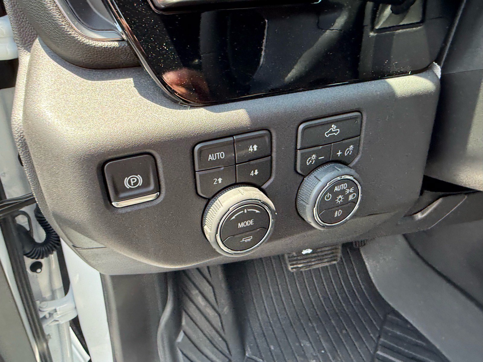 Used 2026 Chevrolet Silverado 1500 RST w/ All Star Edition Plus AWD/4WD image 16
