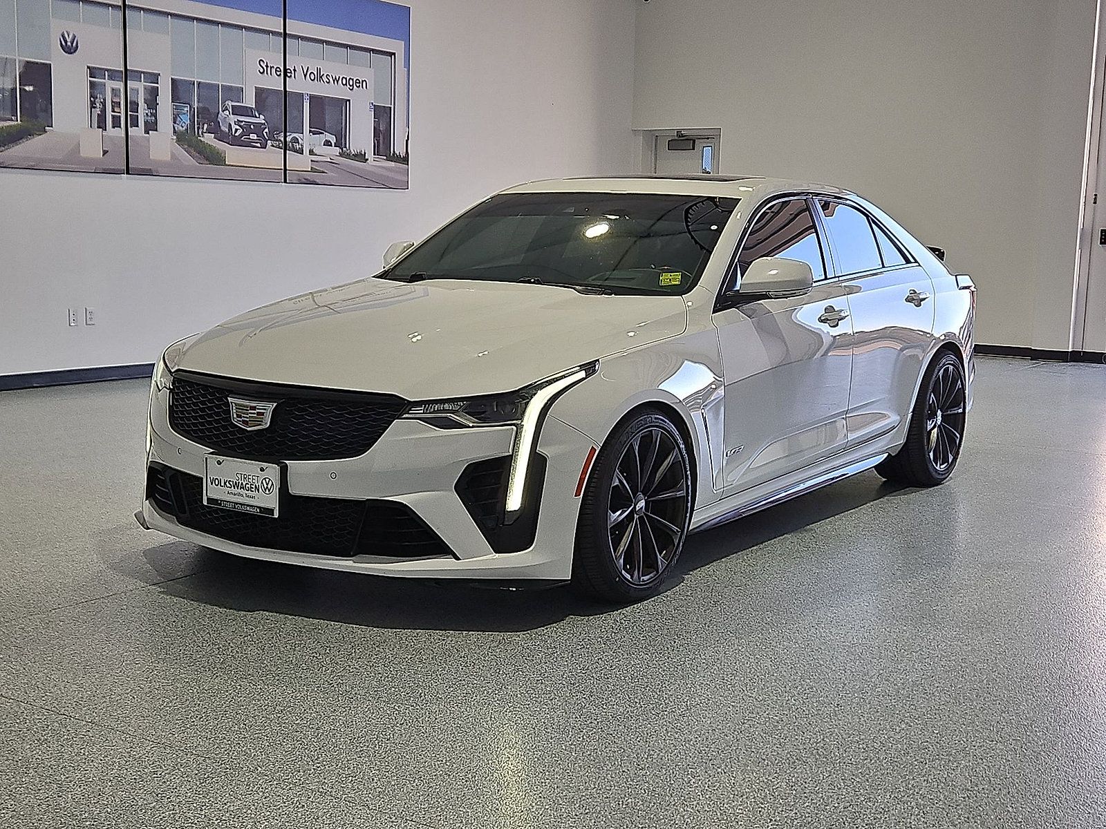 Used 2023 Cadillac CT4 V Blackwing w/ Driver Assist Package RWD image 4