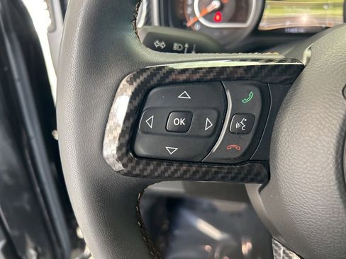 Used 2024 Jeep Gladiator Sport image 44