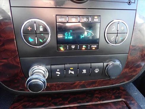 Used 2007 GMC Yukon Denali image 21