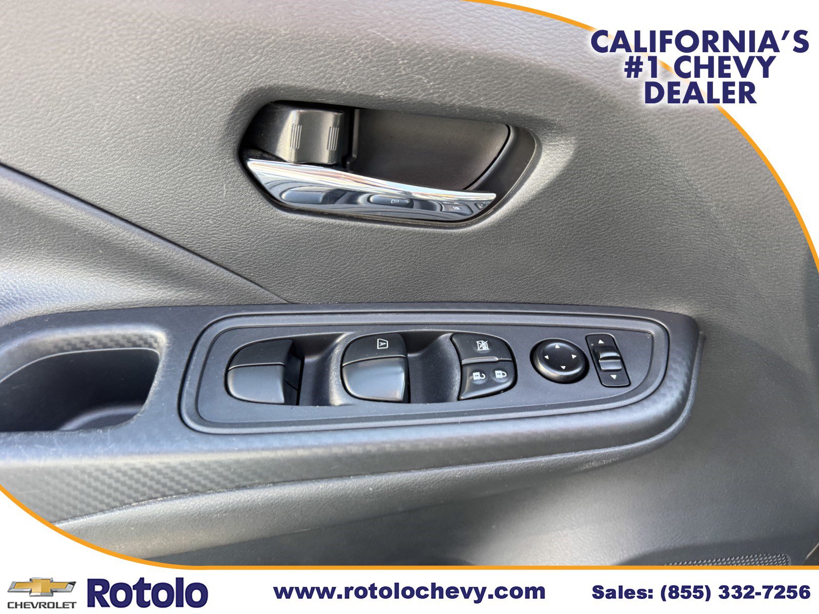 Used 2024 Nissan Versa SV FWD image 18