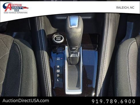 Used 2020 Nissan Kicks SV image 34