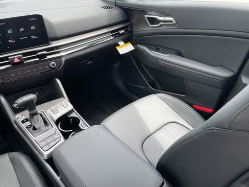 New 2026 Kia Sportage EX w/ EX Panorama Roof Package image 23