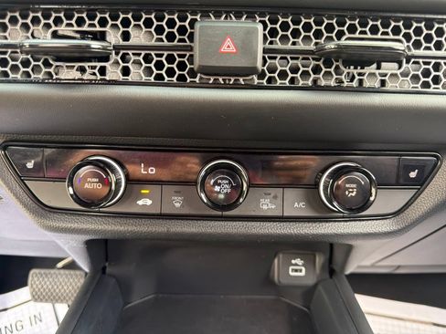Used 2025 Honda HR-V Sport image 28