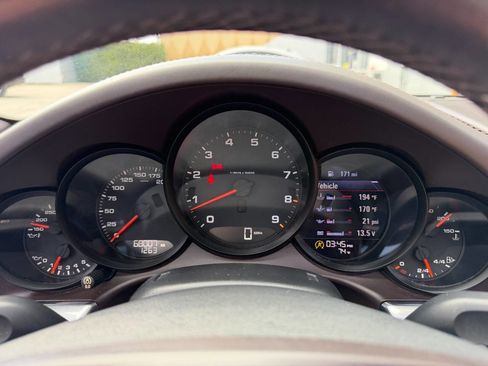 Used 2015 Porsche 911 Targa 4 image 22