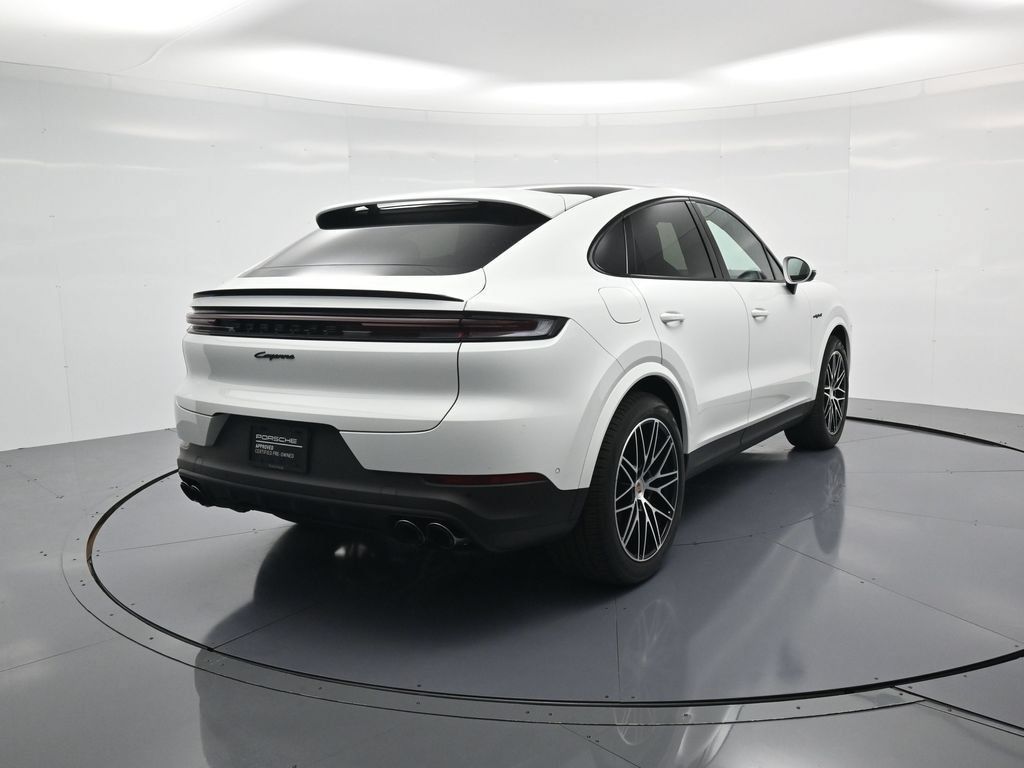 Certified 2026 Porsche Cayenne E-Hybrid Coupe AWD/4WD image 30